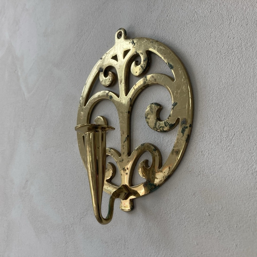 Virginia Metalcrafters Brass 16-1 Wall Sconce & Candle Holder
